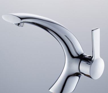 ברז לכיור אמבטיה עם ידית צד